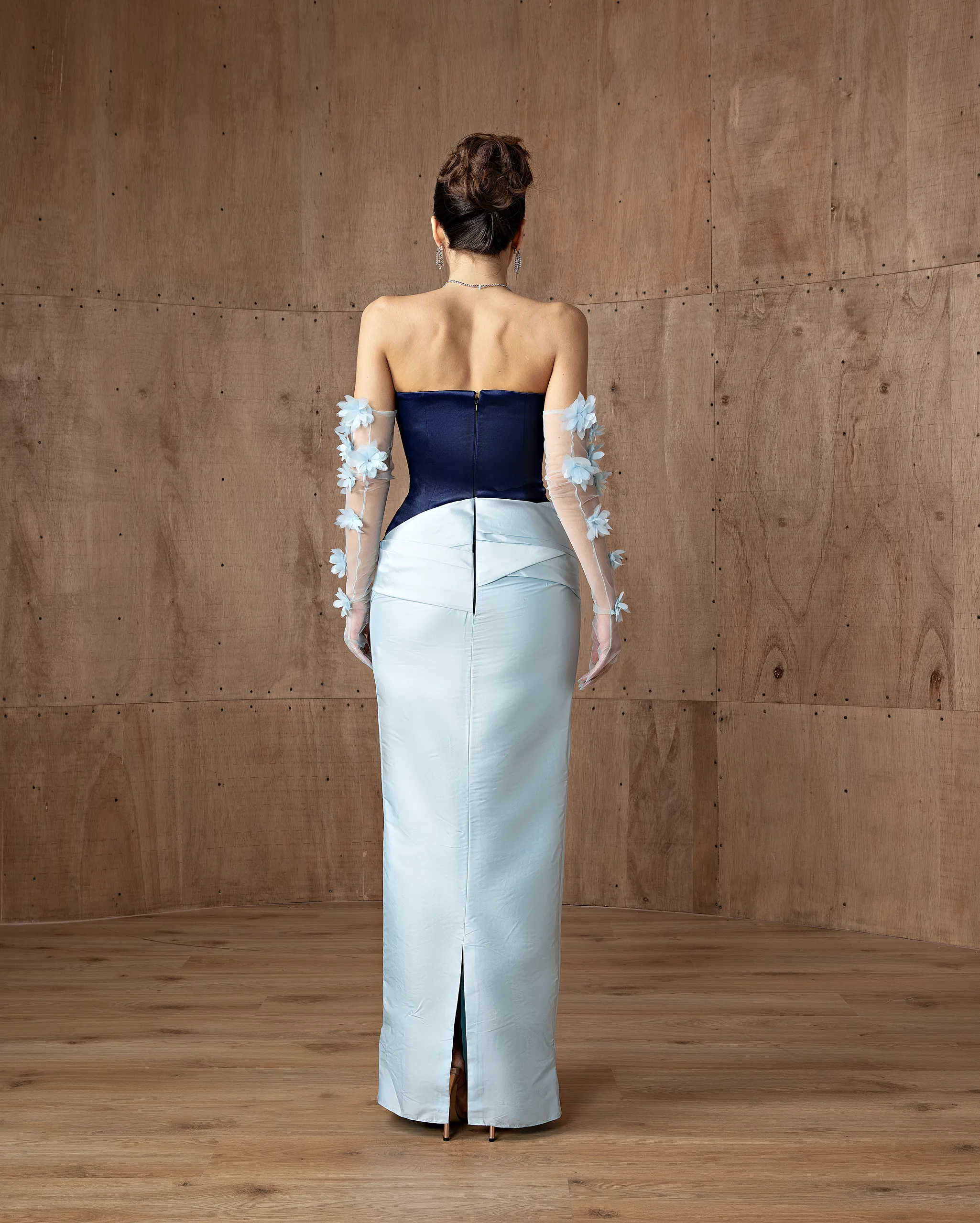 Two-Tone Glove Gown - Image 2